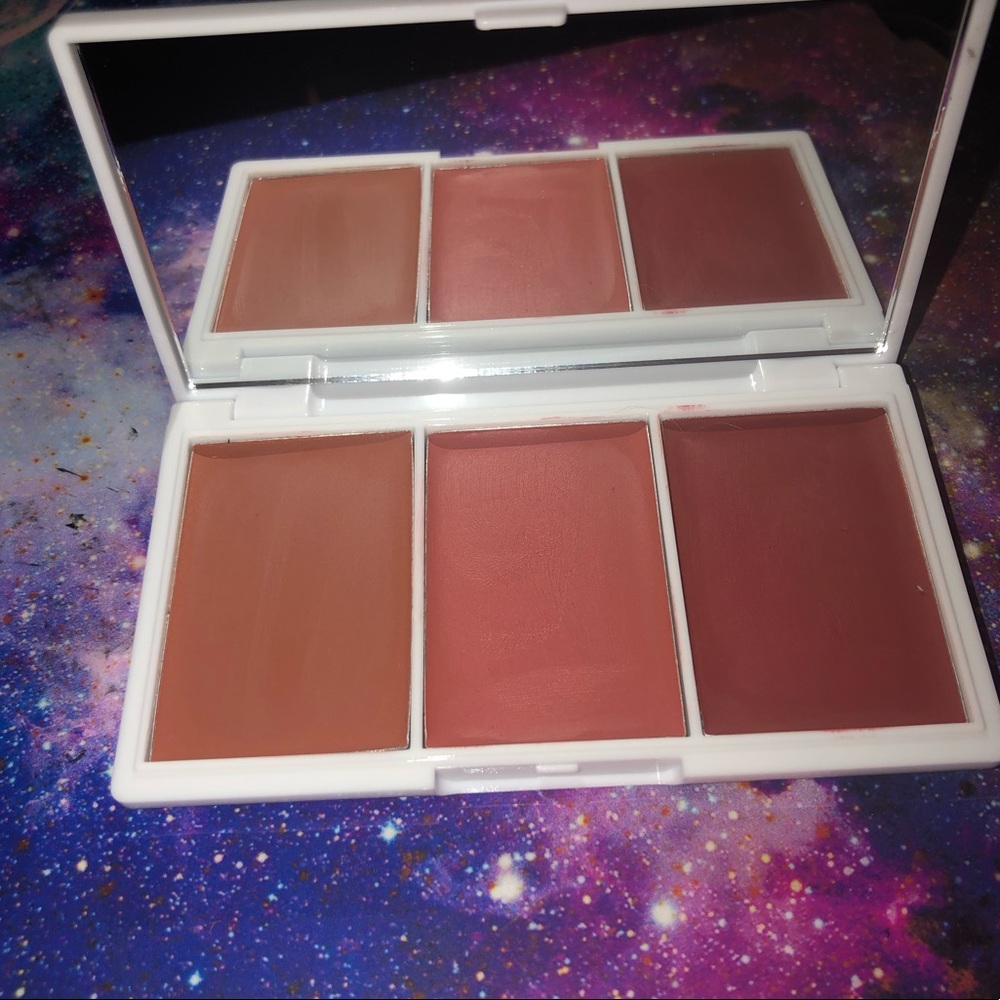 Lip & Cheek Palette